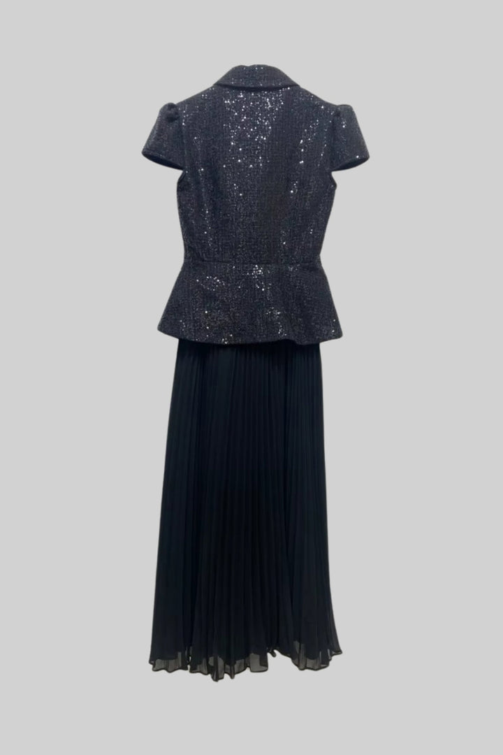 Payetli Üst ve Pileli Etekli Şık Takım