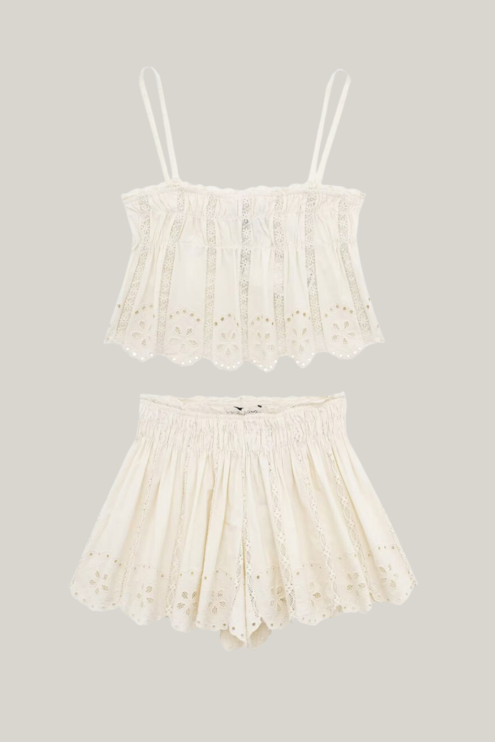 İşlemeli Dantelli Üst Ve Şort Takım
