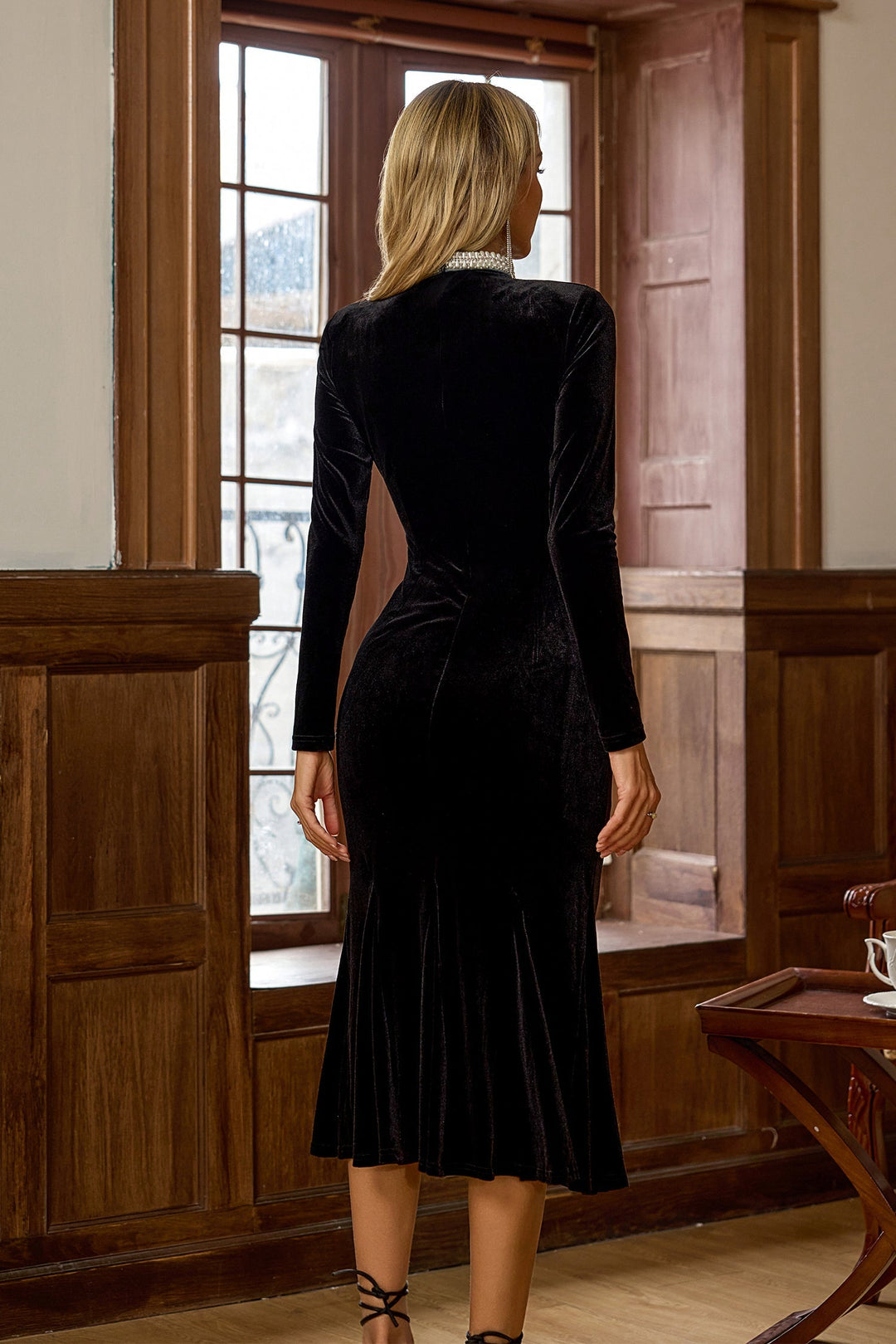 Christina Siyah İnci Desenli Uzun Kol Maxi Elbise