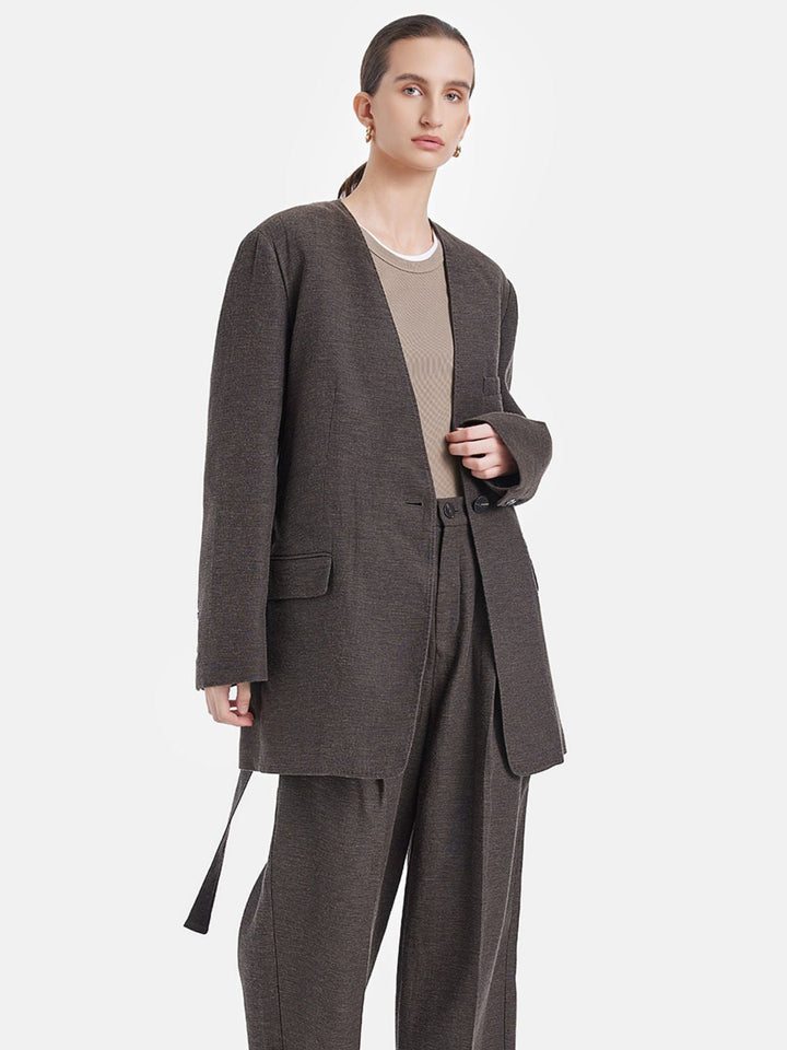 Dokulu Kuşaklı Yakasız Blazer