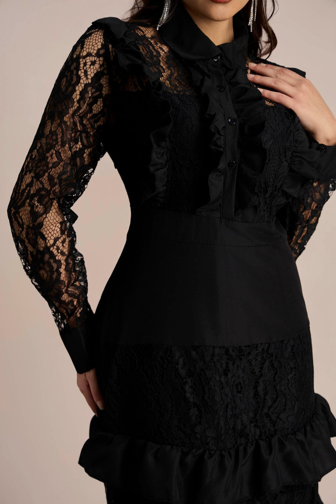 Martina Uzun Kollu Katlı Maxi Dantel Elbise