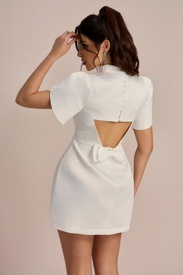 Adela Dekolteli Fiyonklu Mini Elbise