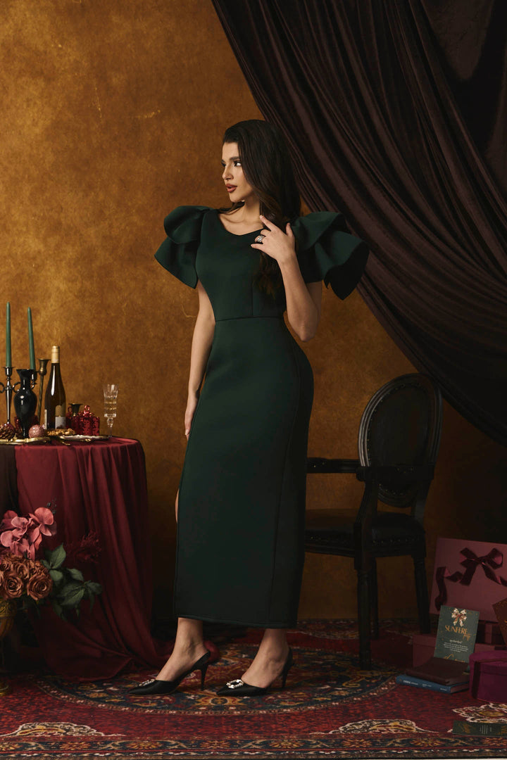 Ethel Kol Volanlı Uzun Yırtmaçlı Elbise