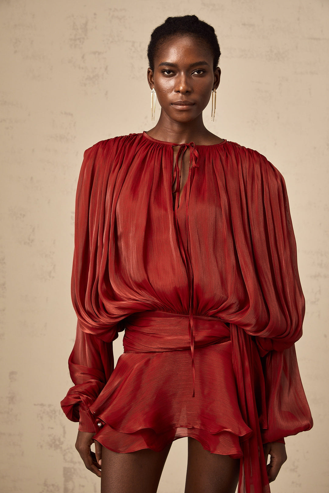 fırfırlı mini kırmızı elbise