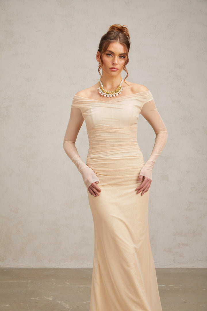 Elegance Aura Omuz Dekolteli Tül Uzun Elbise