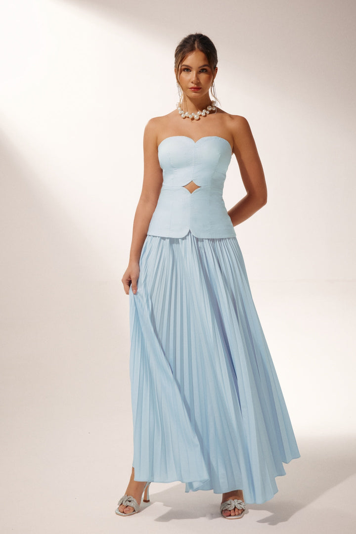 Beatrice Kesikli Pileli Takım