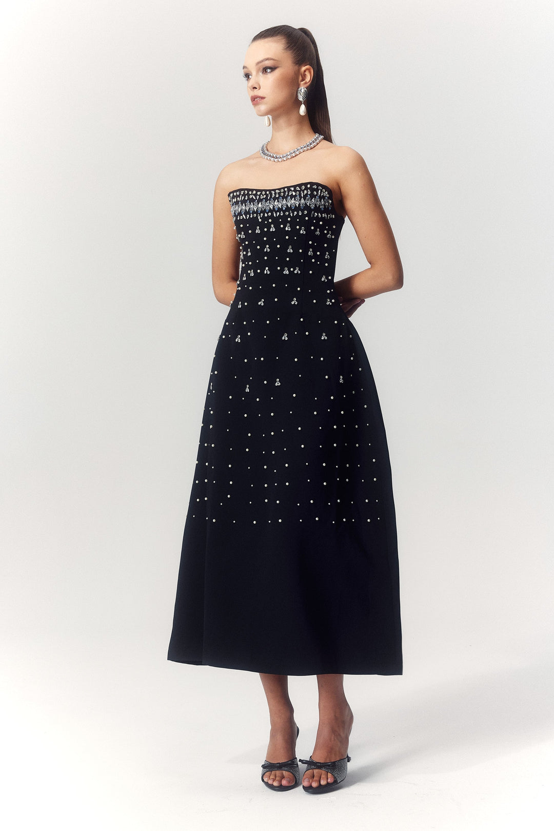 Verna Kristal Taşlı Kolsuz Midi Elbise