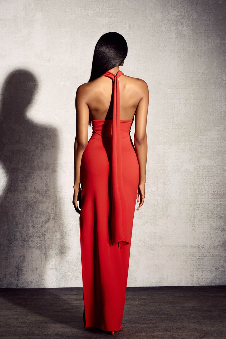 Moira Boyundan Bağlamalı Çiçek Aplikeli Uzun Elbise