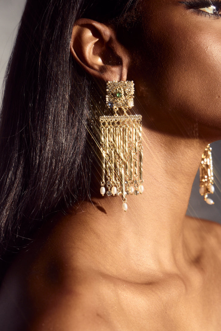 Gem Eyes Püskül Damla Küpe