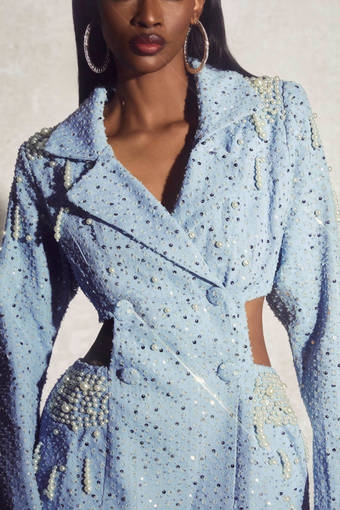 Leona İncili Dekolteli Mini Elbise