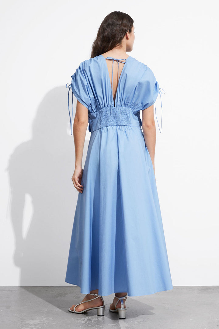 Maggie Çiçek Aplikeli V Yaka Maxi Elbise