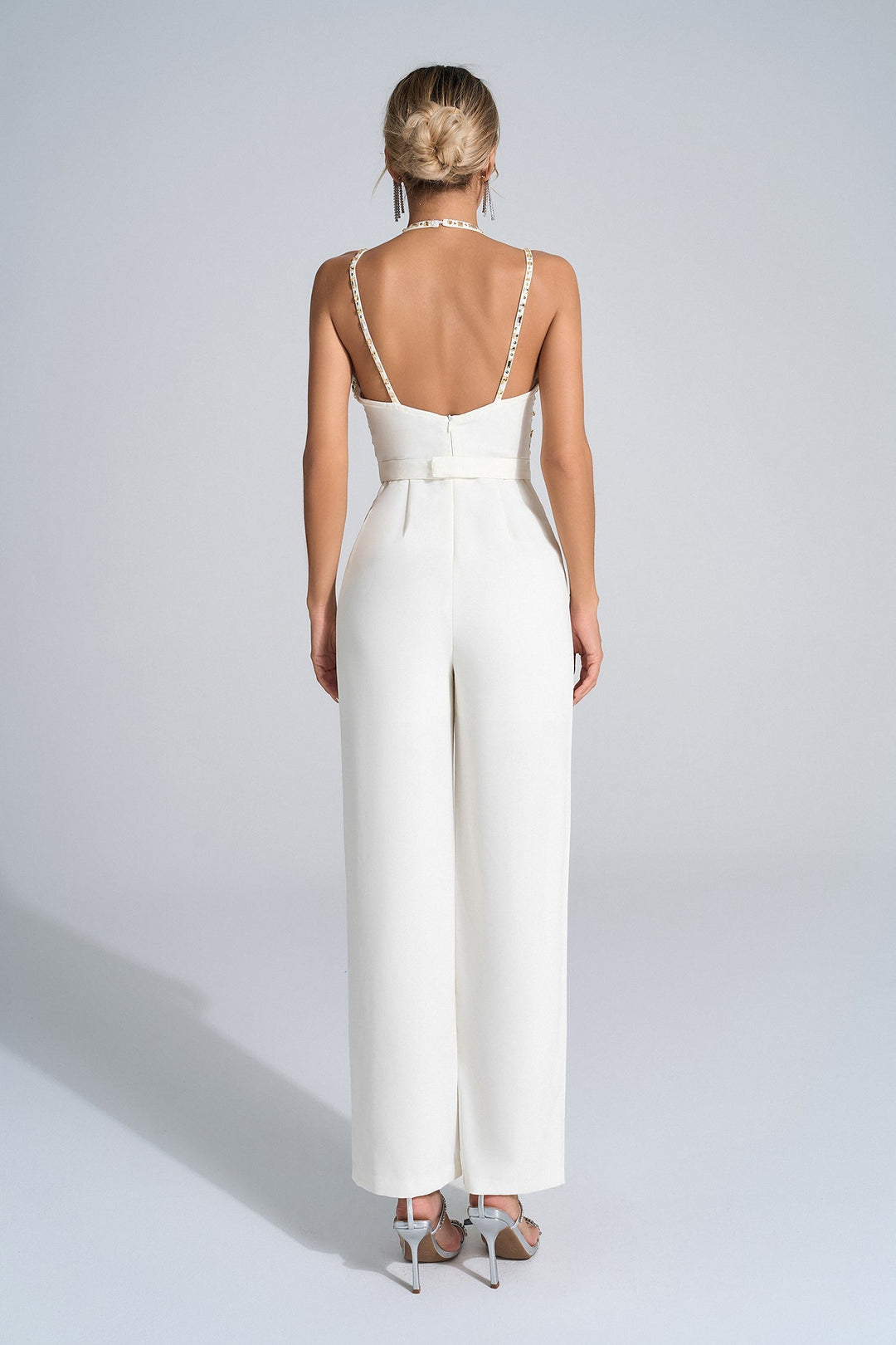 Matilda Beyaz Payet İşlemeli Tulum