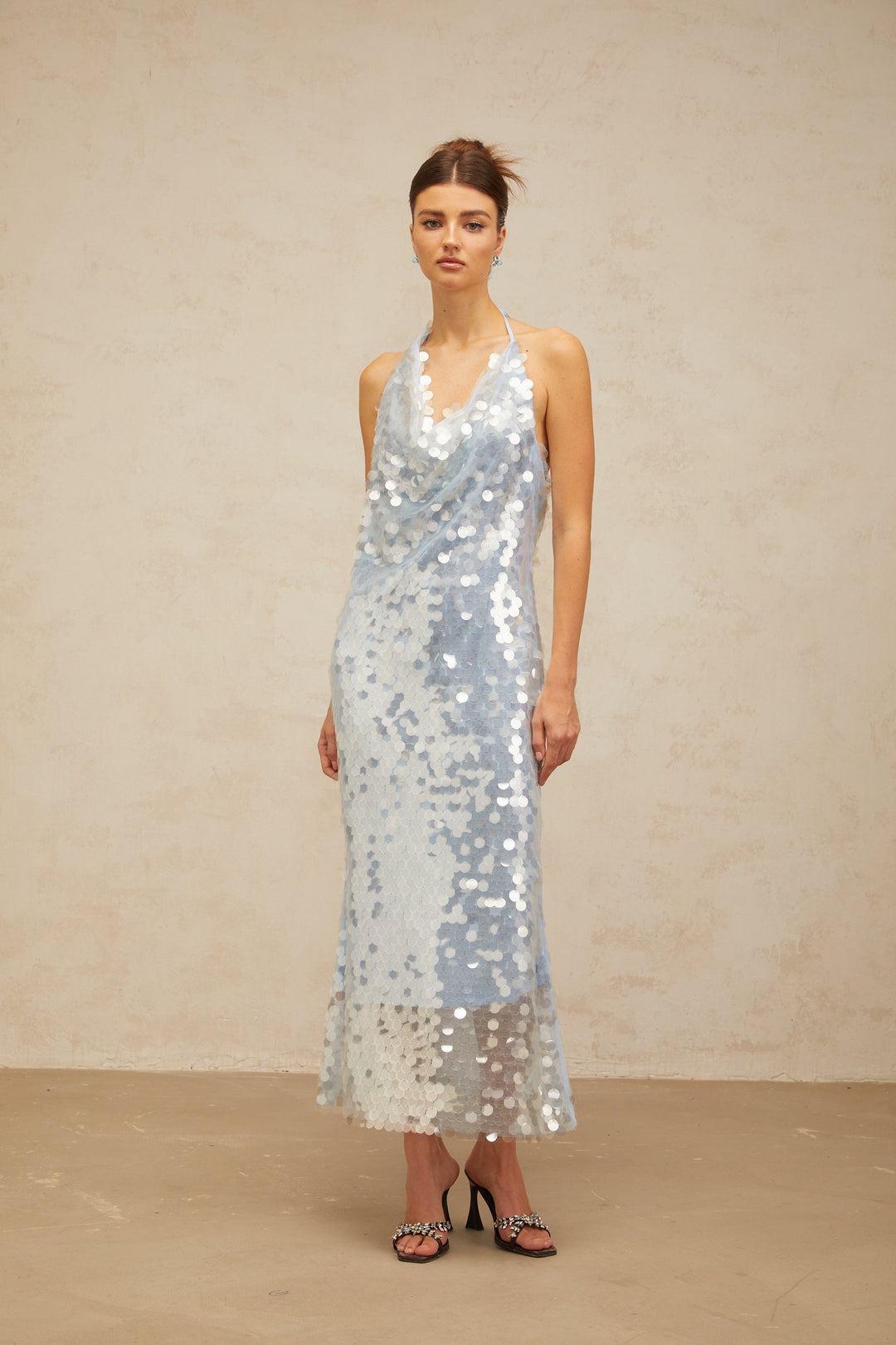 Babette Mavi Halter Yaka Payetli Midi Elbise