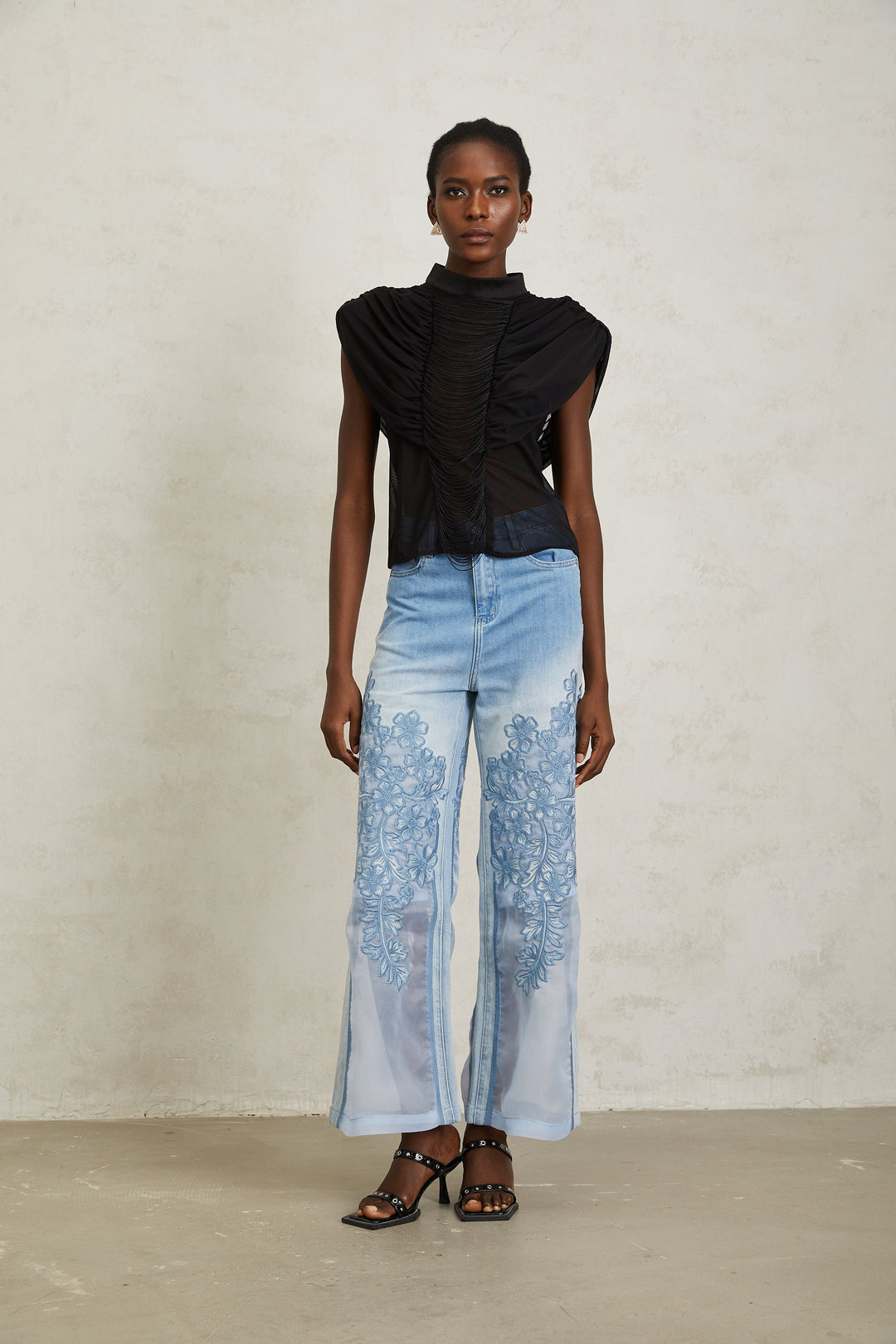 Zazie Siyah Fırfırlı Büzgülü Tül Üst