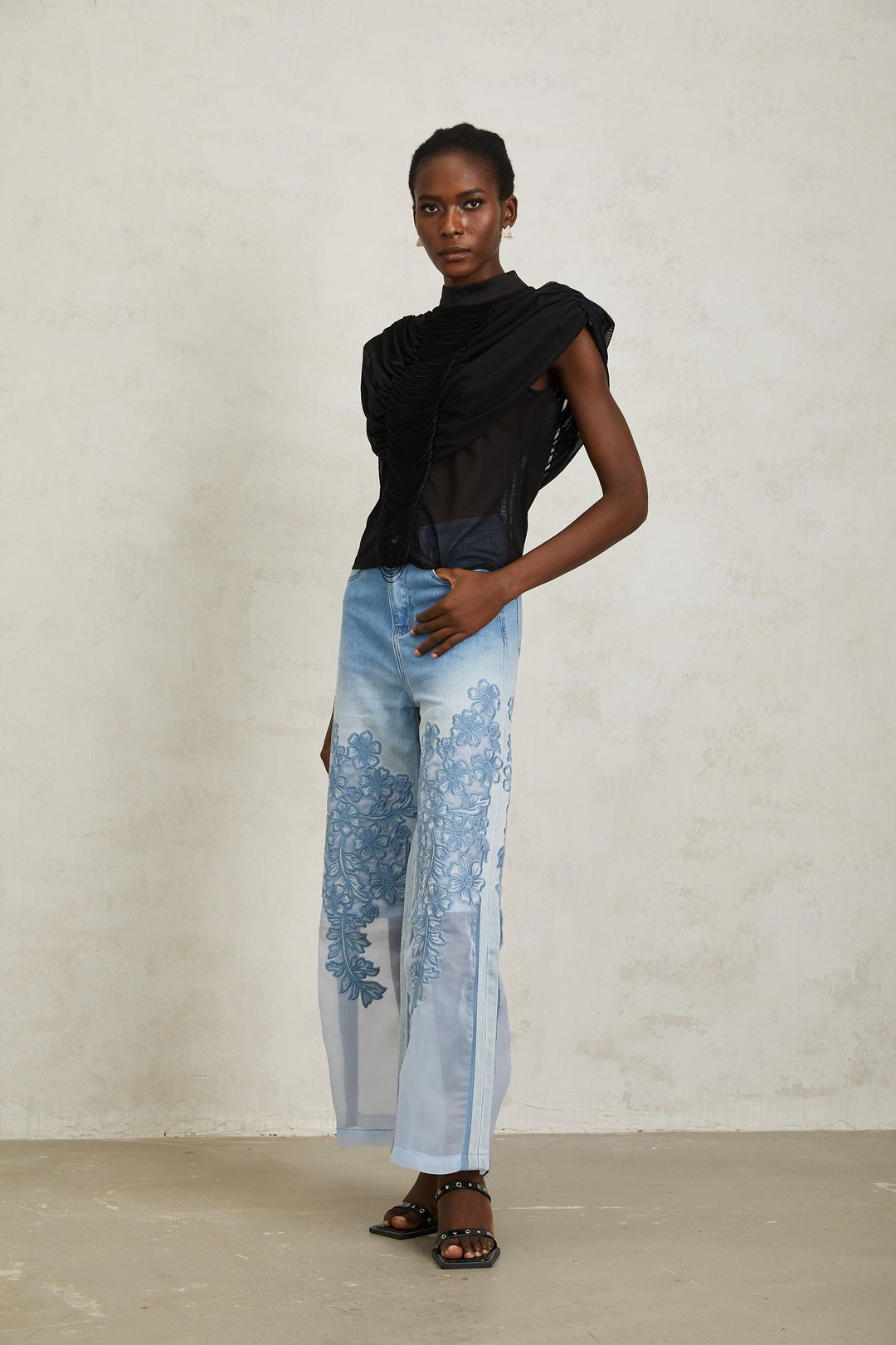 Zazie Siyah Fırfırlı Büzgülü Tül Üst