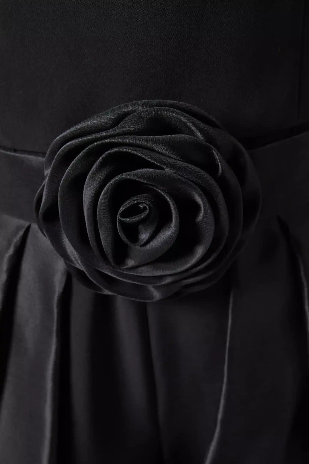 Edwina Çiçek Aplikeli Tulum Takımı