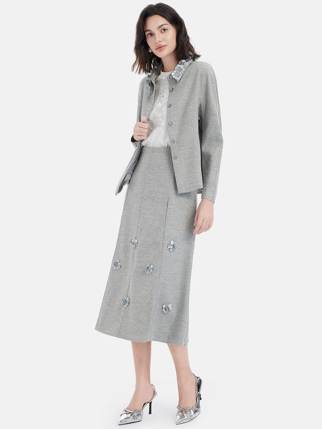 Çiçekli Boncuklu Yaka Ceket