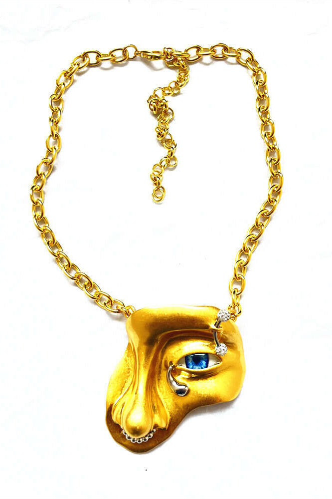 Abartılı Yüz Maskesi Kolye Kolye