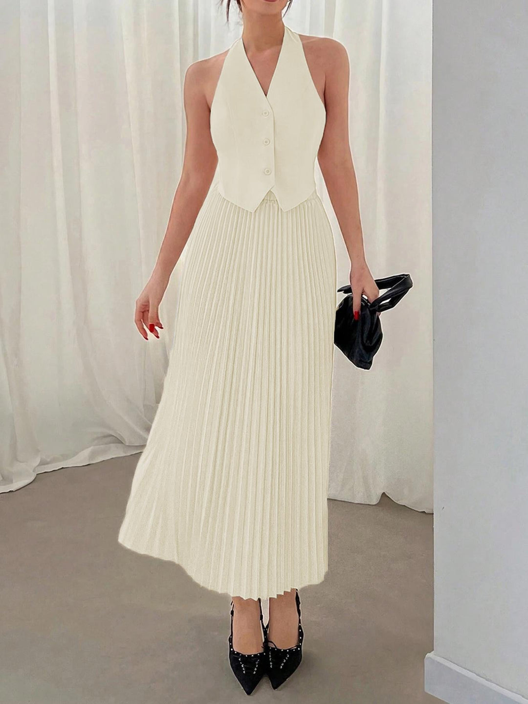 Kolsuz Pileli Elbise