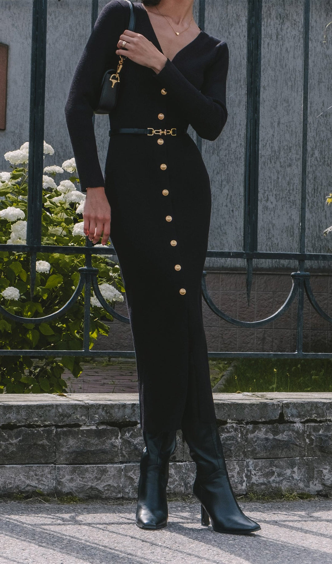 Örme V Yaka  Midi Elbise -Siyah