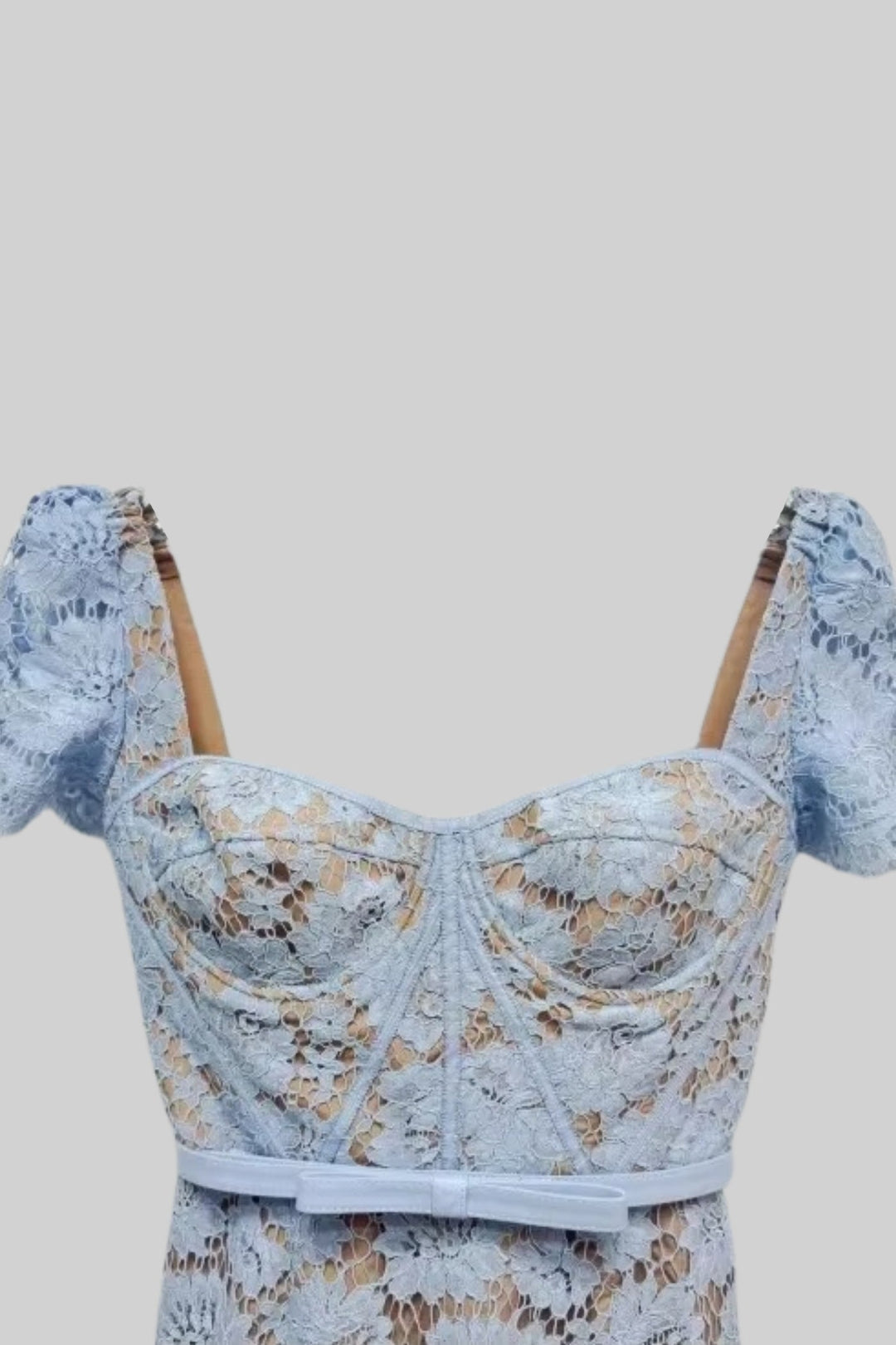 Narin Eşleşen Bel Kemerli Kısa Kollu Dantel Elbise