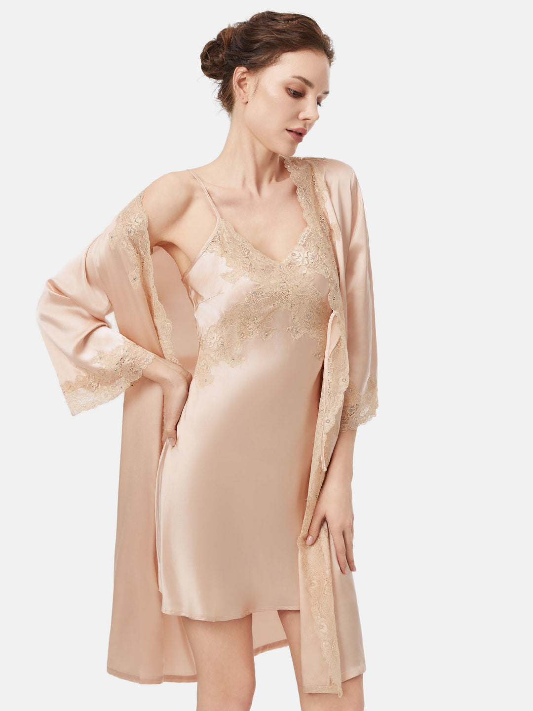 İpek Dantel İşlemeli Sabahlık