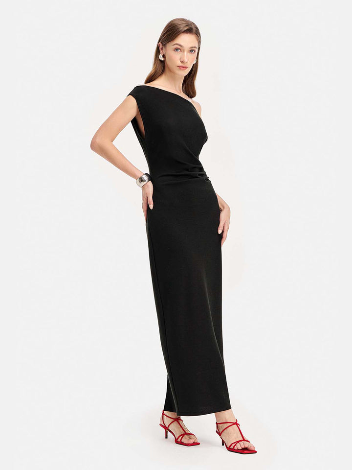 Asimetrik Örgü Yün Elbise