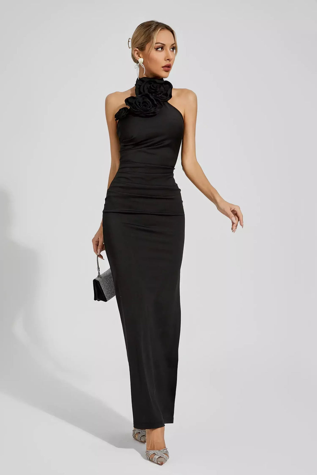 Natalie Siyah Çiçekli Dantelli Boyundan Bağlamalı Maxi Elbise