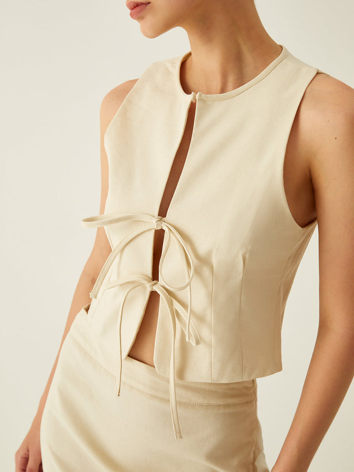 Kolsuz Ön Bağcıklı Yelek