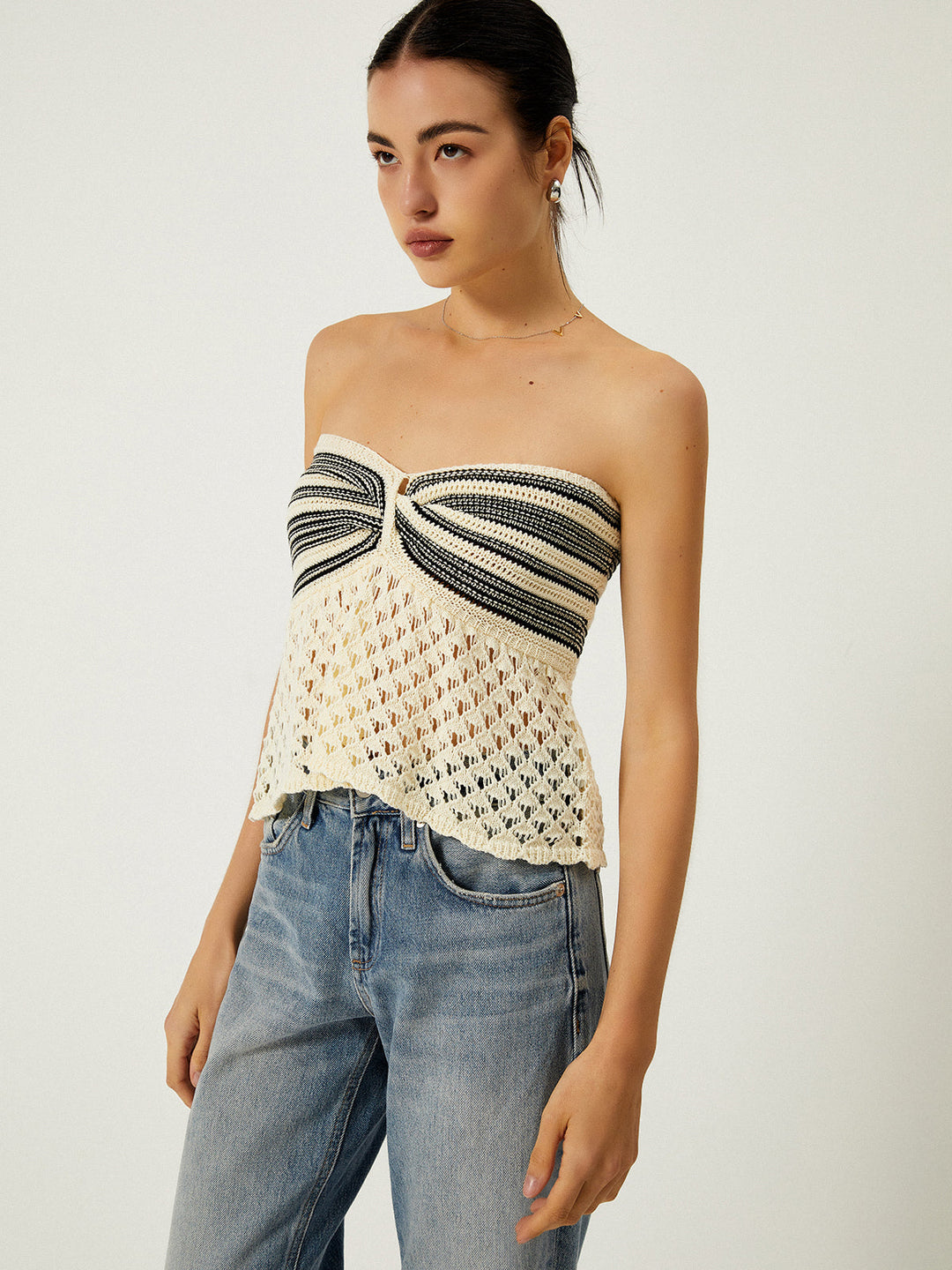 Omuz Açık Tığ Örgü Üst