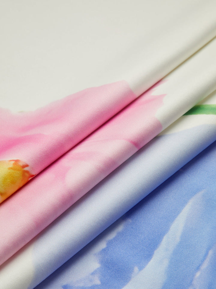 Sırtı Açık Çiçekli Kısa Elbise