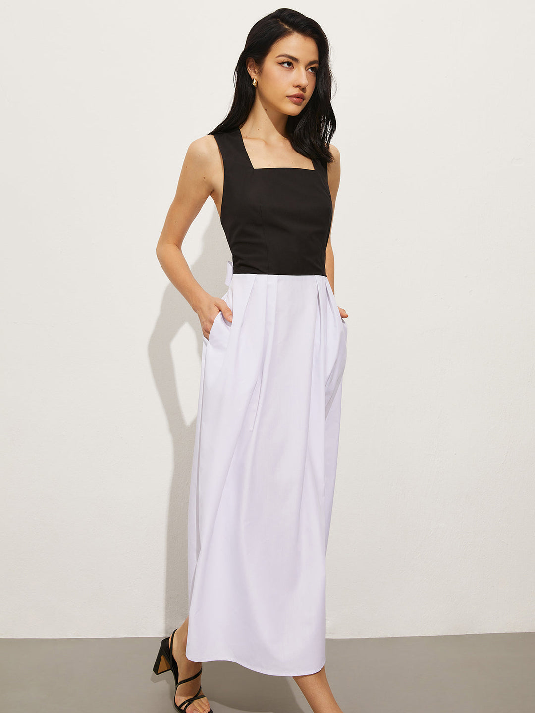 Kare Yaka Çapraz Elbise