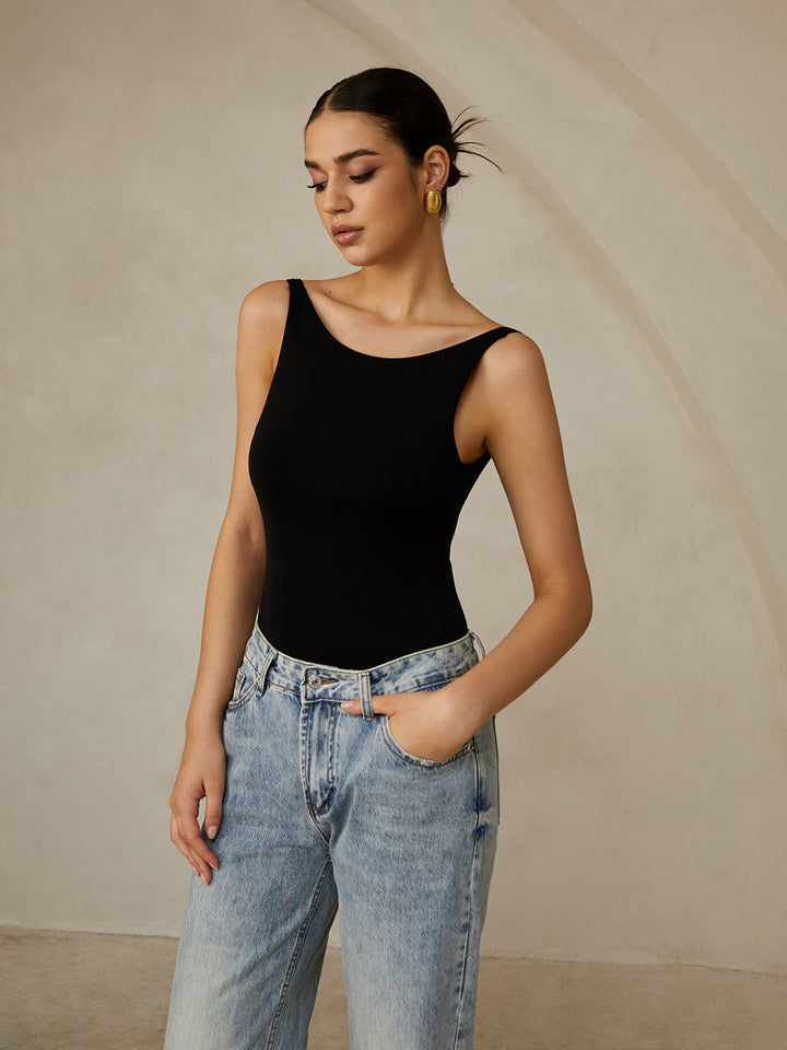 Sırtı Açık Kolsuz Body