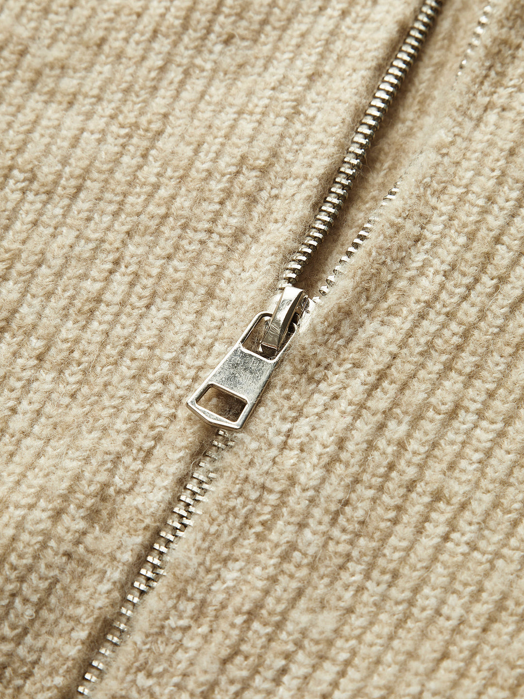 Fermuarlı Tüylü Örgü Dış Giyim