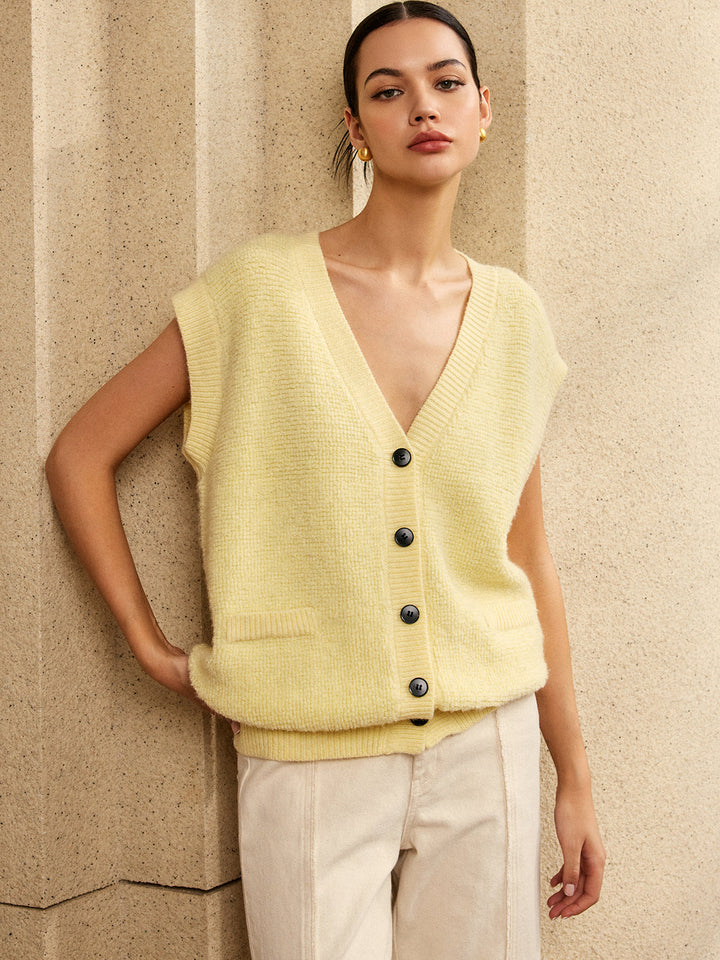 Büyük Boy Düğmeli V Yaka Kazak Yelek