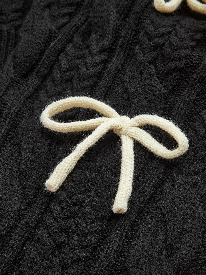 Fiyonklu Örgülü Hırka