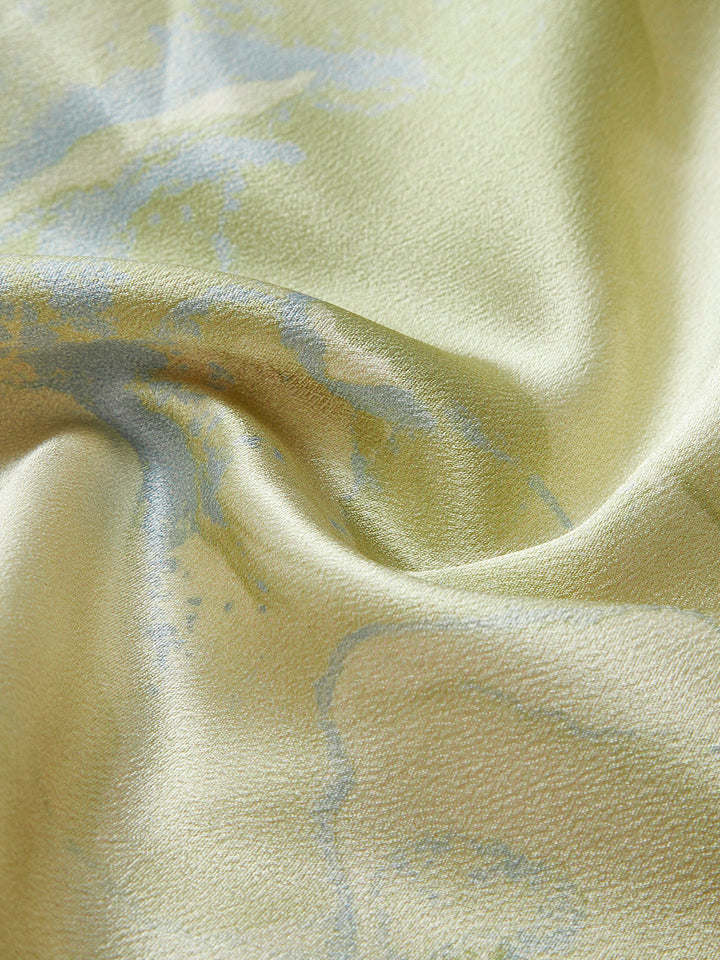 Baskılı Ön Bağcıklı Uzun Kollu Elbise