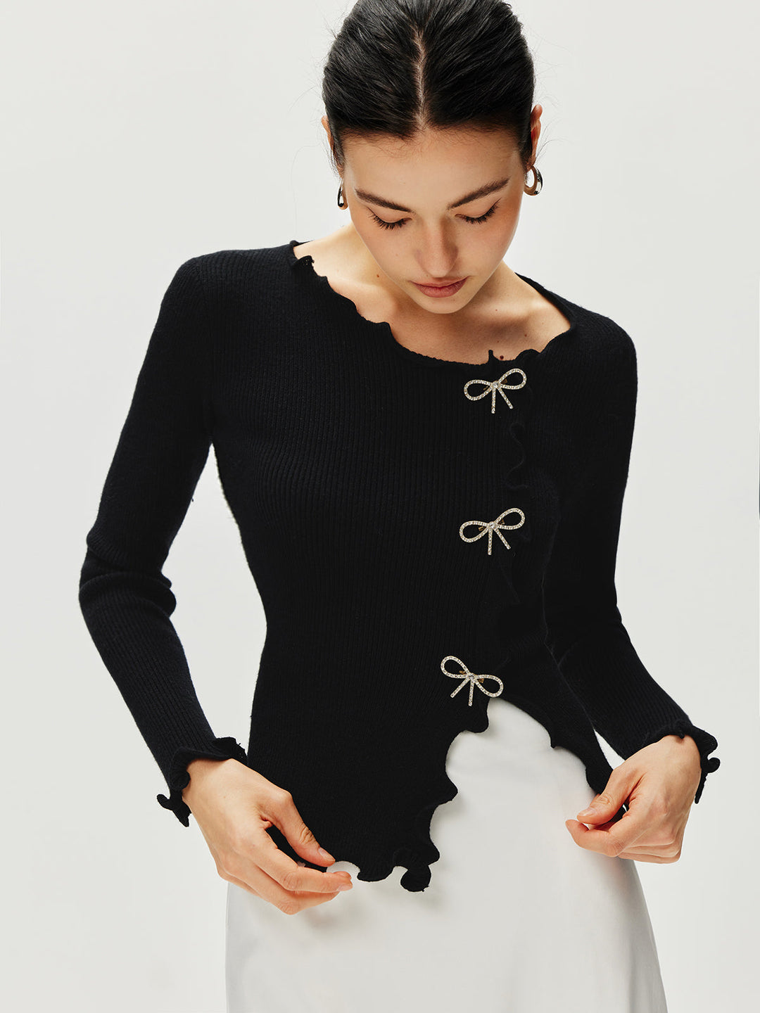 Yapay Elmas Fiyonk Marul Kenarlı Kazak