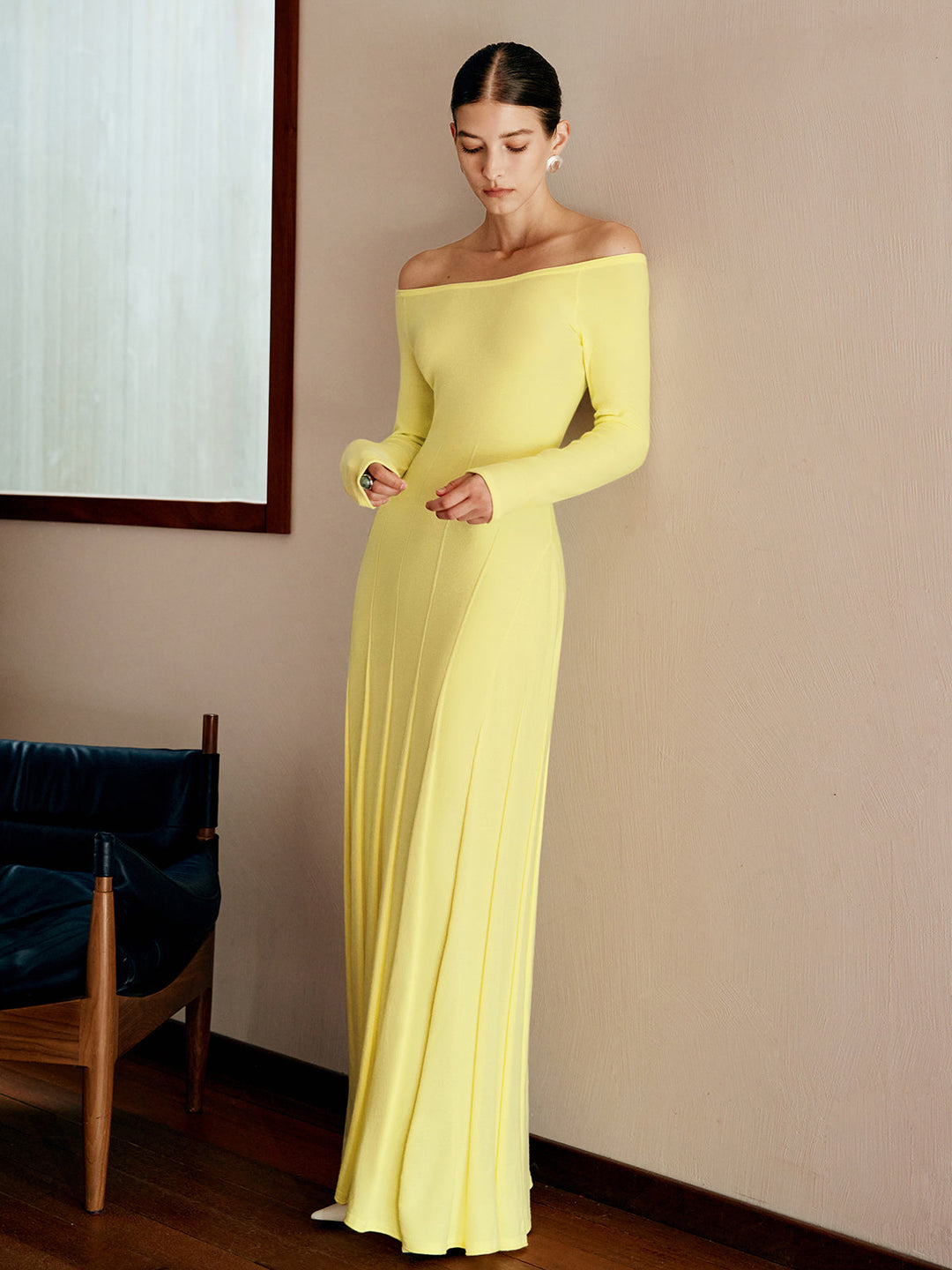 Omuz Açık Pileli Kazak Elbise