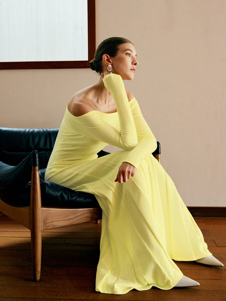 Omuz Açık Pileli Kazak Elbise