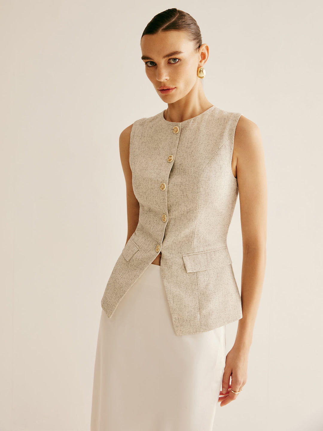 Şık Göğüslü Borulu Yırtmaçlı Yelek