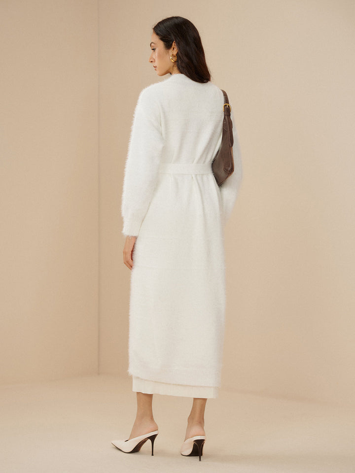 Şık Tüylü Düz Kuşaklı Hırka