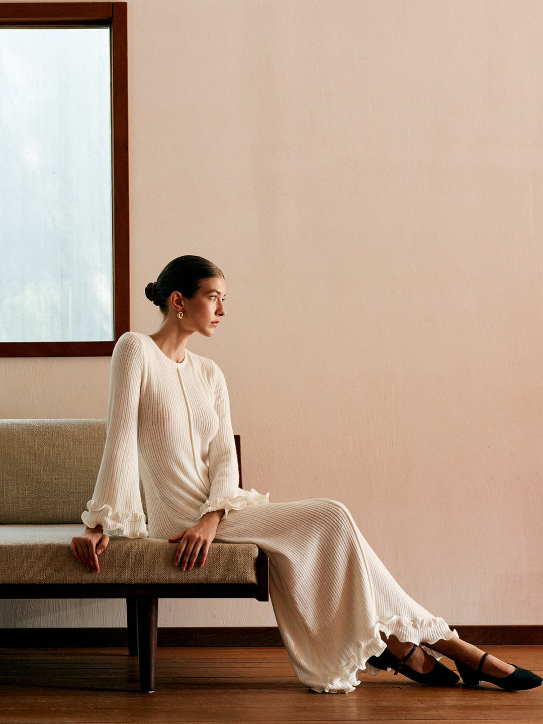 Yarı Şeffaf Kenarlı Volanlı Bağcıklı Örgü Elbise