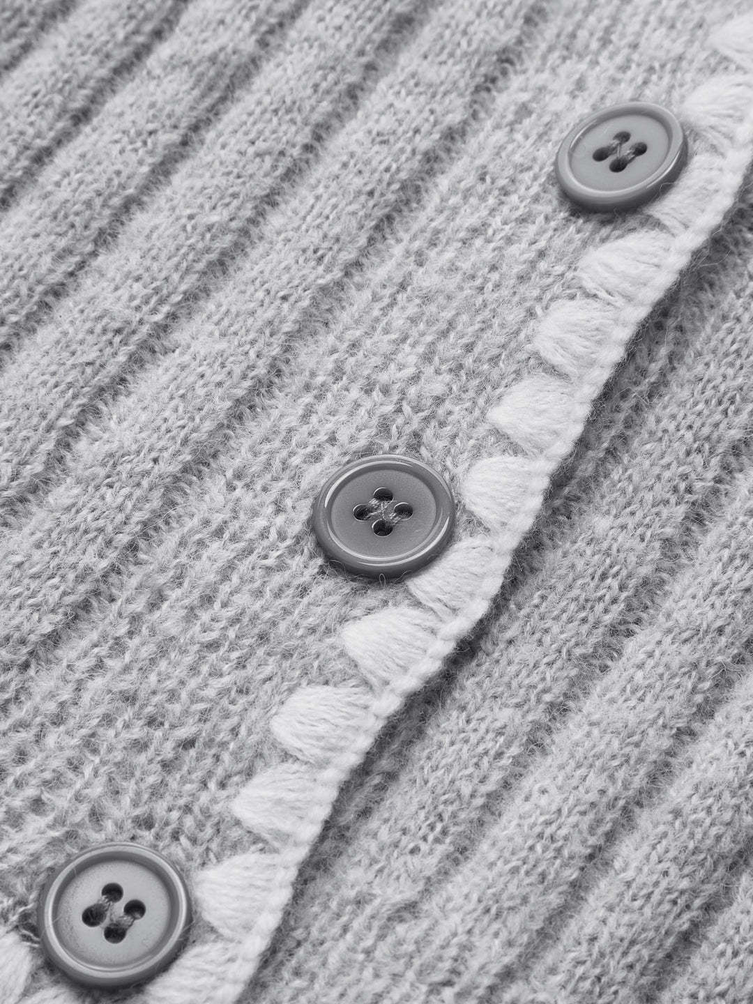 Kontrast İşlemeli Düğmeli Hırka