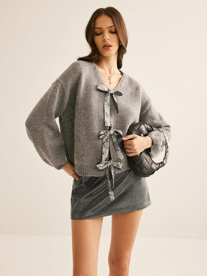 V Yaka Fiyonklu Düğümlü Hırka