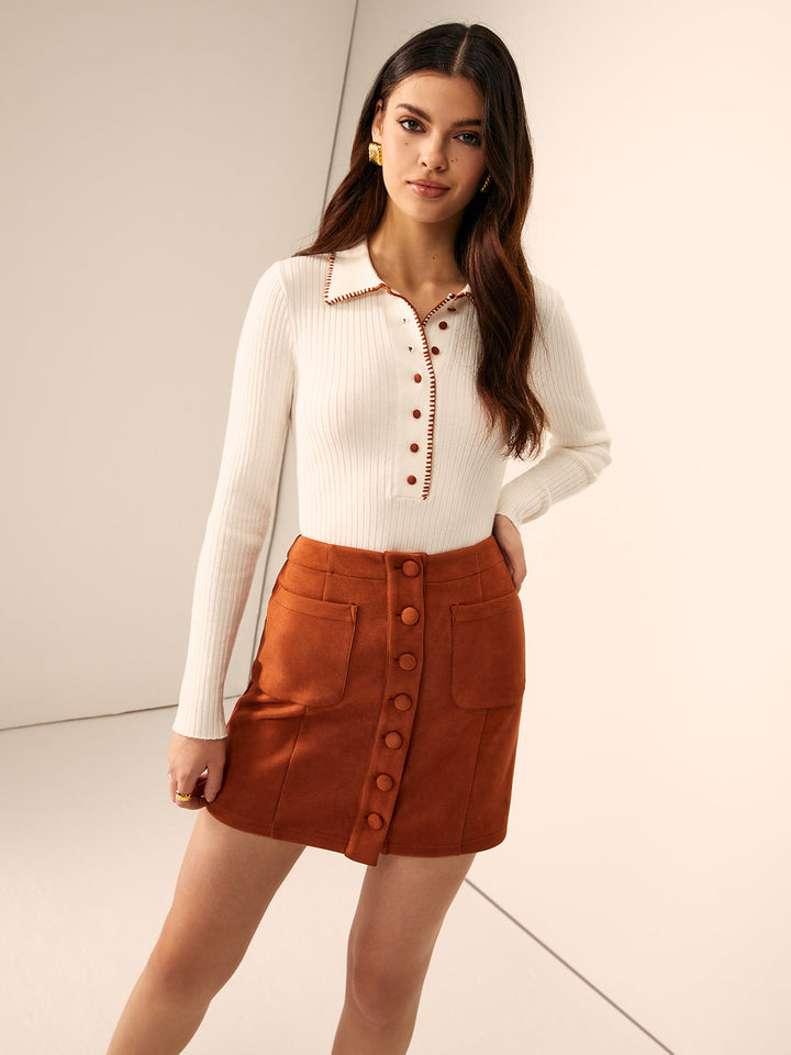 İşlemeli Kenar Düğme Yaka Örgü Üst