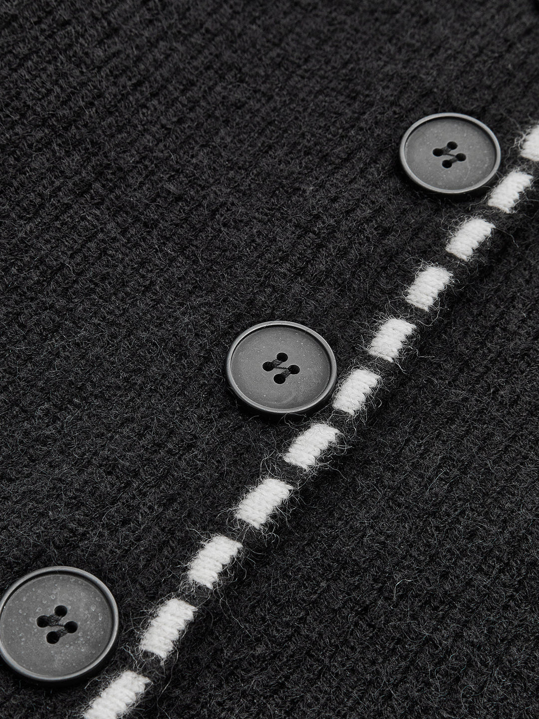 Kontrast Kesim Yakalı Hırka