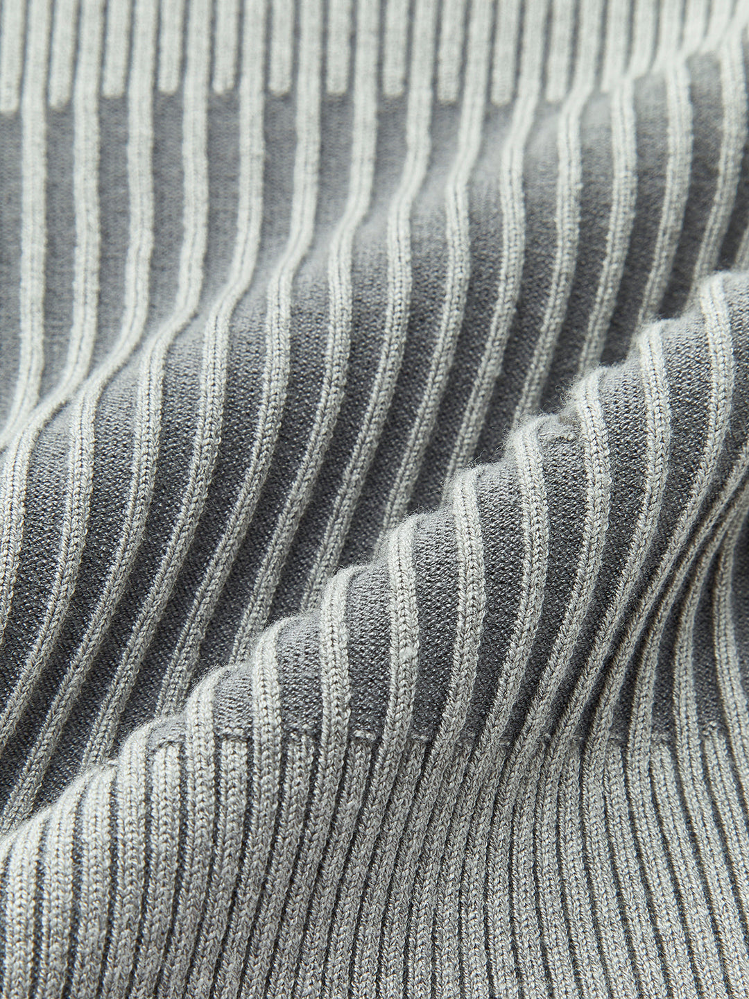 Renk Bloklu Yuvarlak Yaka Örgü Üst