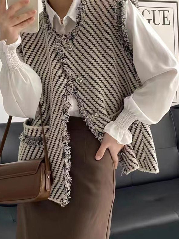 Şık Püsküllü Yelek