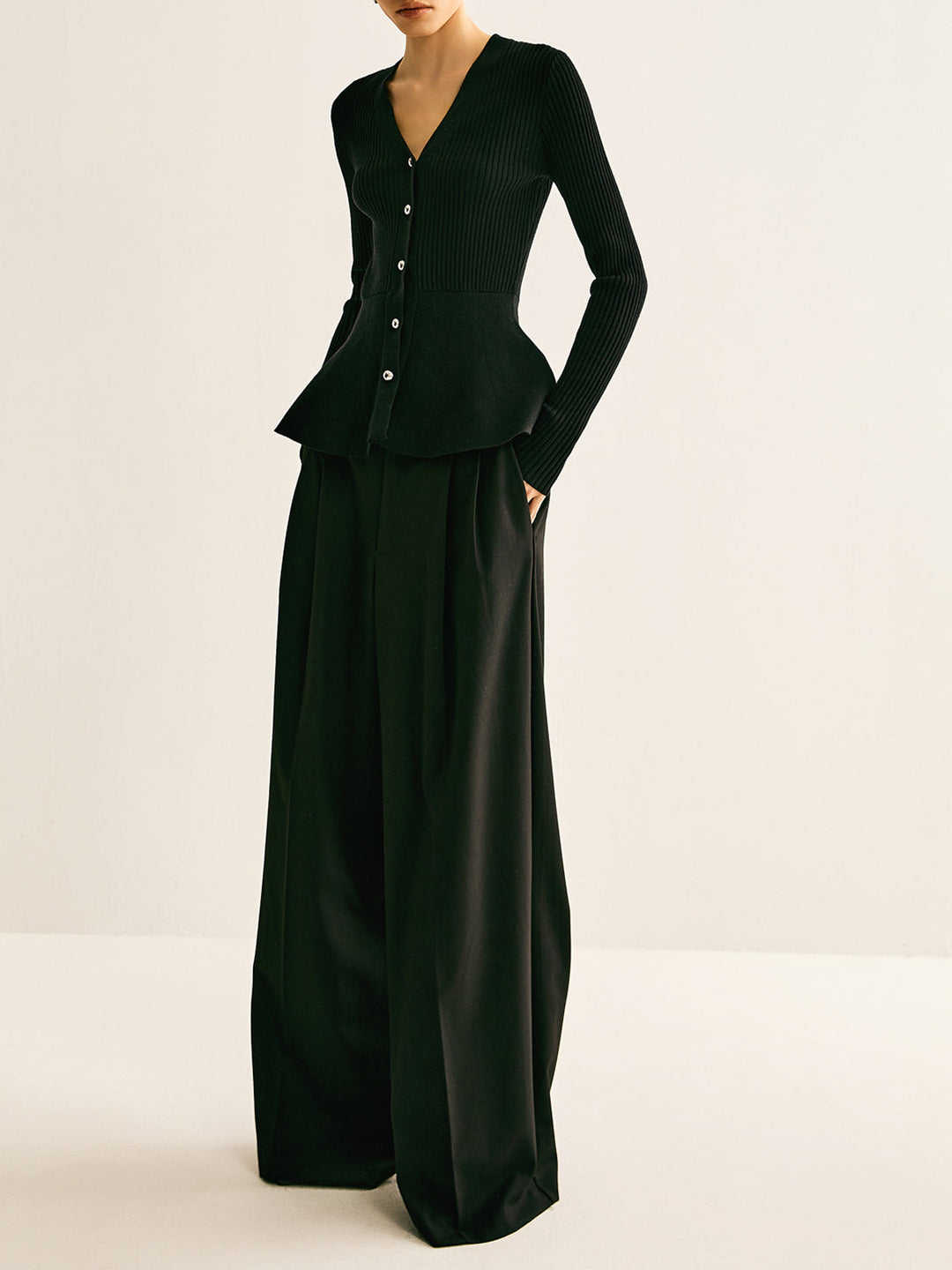 Büyük Boy Yivli Panel Tomurcuk Bel Düğmeli Örgü Üst